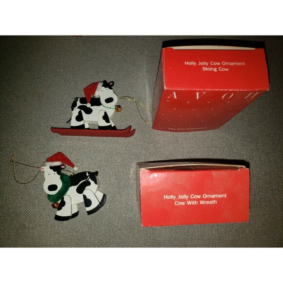Lot Of 2 Avon Holly Jolly Cow Wooden Ornaments - Picture 1 of 3